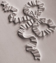 IOD Decor Mould Silikonform Bows – Bild 4