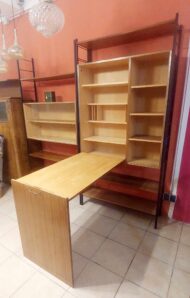 Stringregal und Schreibtisch- SW – Bild 2